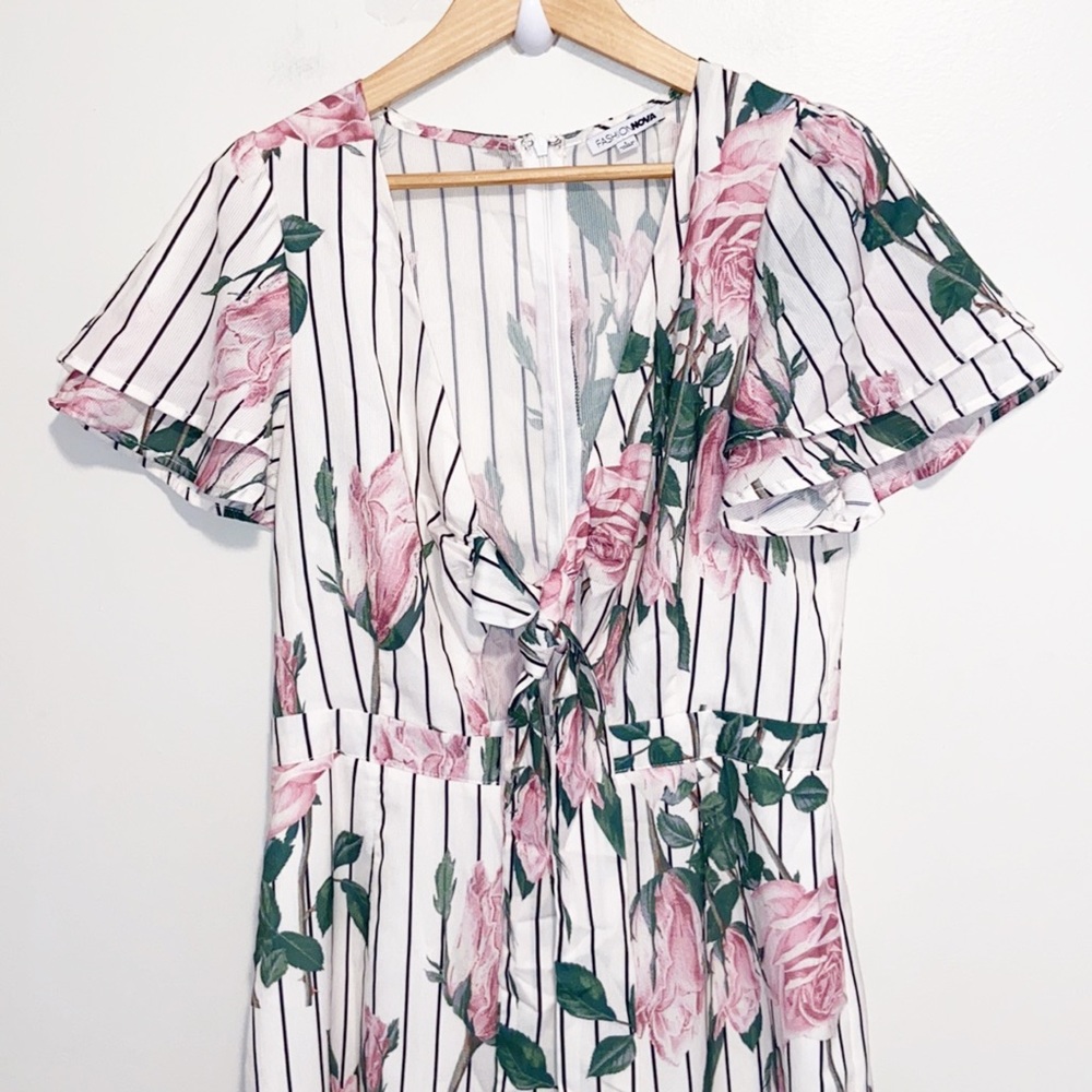 Fashion Nova Floral print jumpsuit Large - Picture 5 of 16
